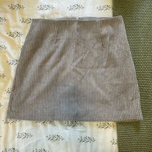 Lulu’s Grey Ribbed Mini Skirt (Size S)